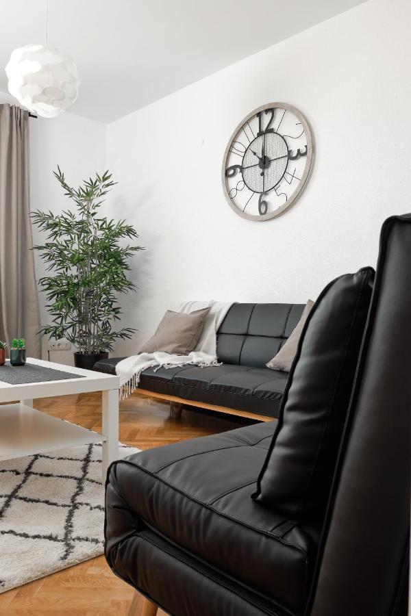 Apartamento El Coso لوغرونيو المظهر الخارجي الصورة